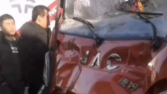 15770828708920918584.jpg 12.jpg